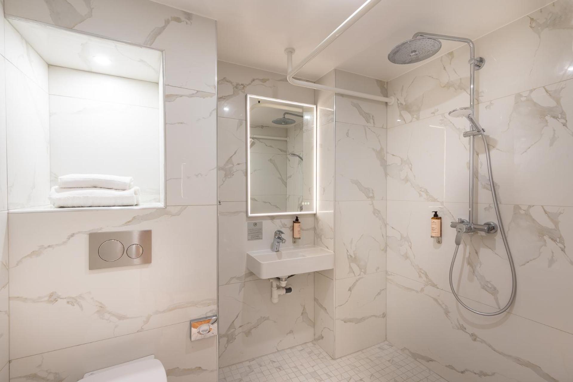 Les Suites Hcr Párizs Kültér fotó